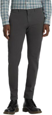 Dockers Pantaloni Uomo: Stile e Comfort Quotidiano - Offerta Amazon